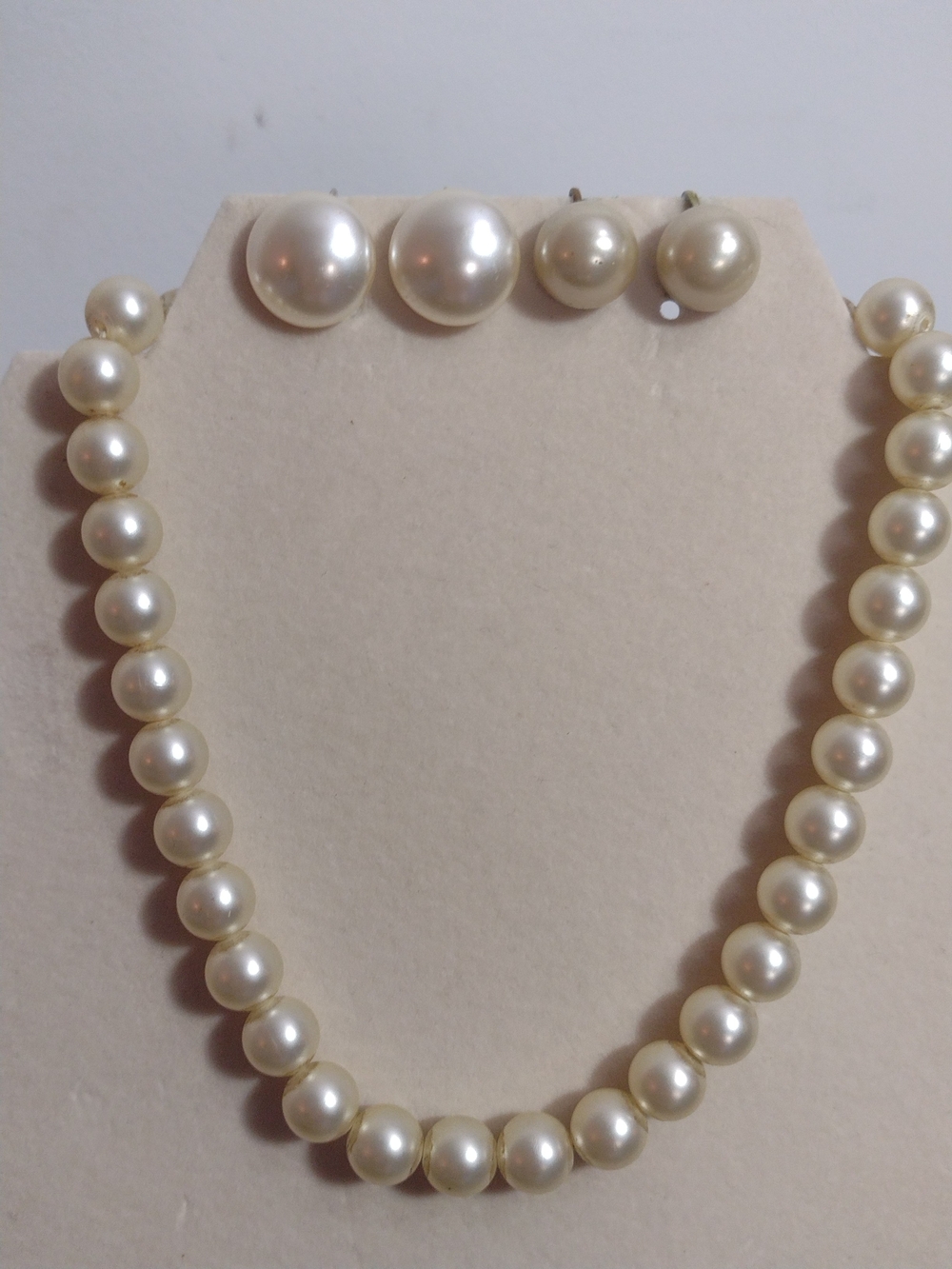 Classic Cream Pearl Necklace and Stud Earrings Set